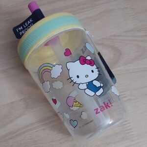 Zak! Hello Kitty Straw Cup Tumbler Beverage Holder Kawaii PrintZak! Hello Kitty
